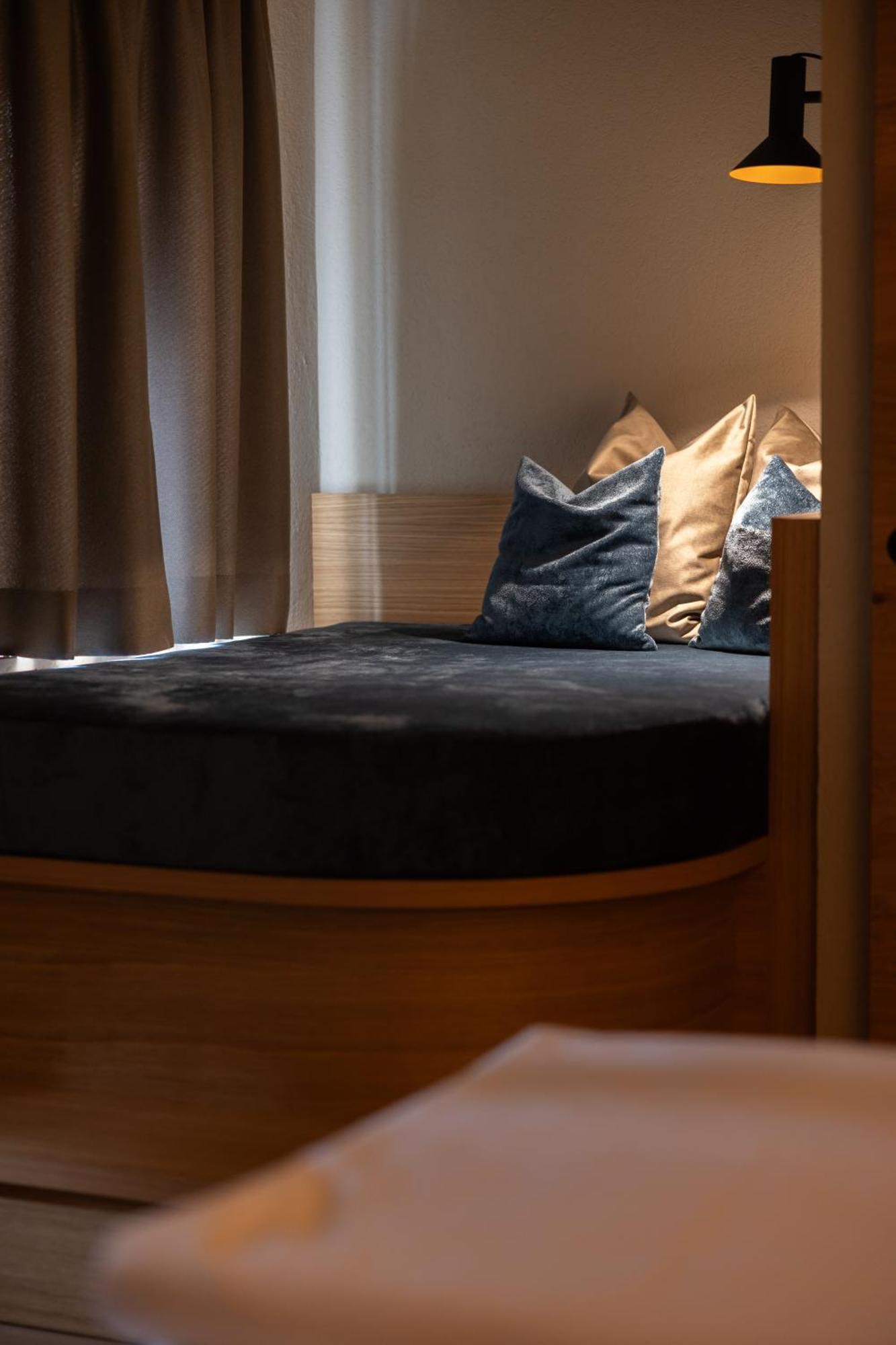Hotel Zum Mohren Reutte Ngoại thất bức ảnh