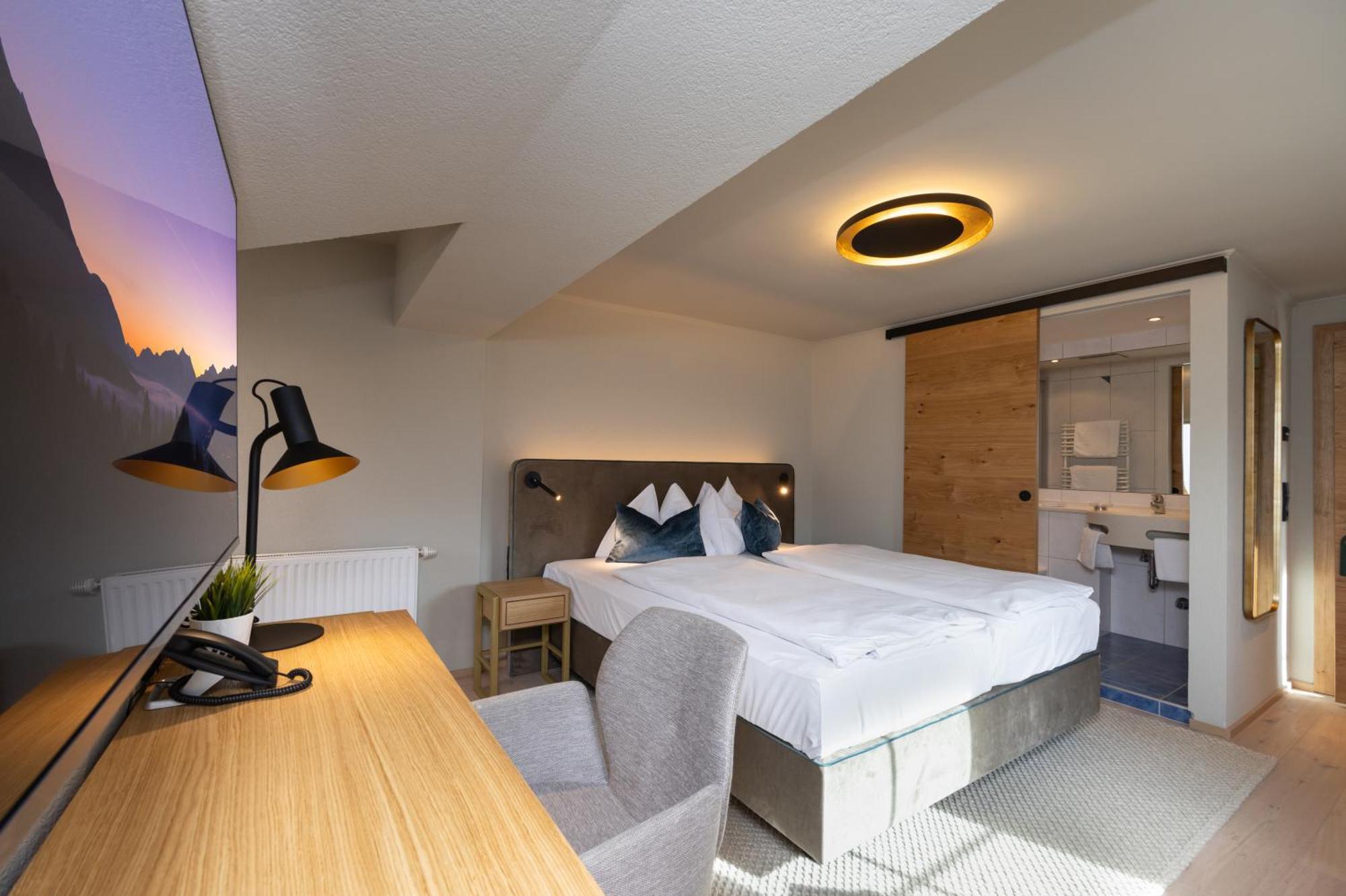 Hotel Zum Mohren Reutte Ngoại thất bức ảnh