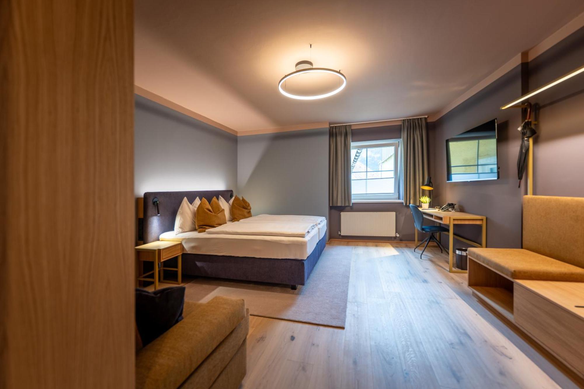 Hotel Zum Mohren Reutte Ngoại thất bức ảnh